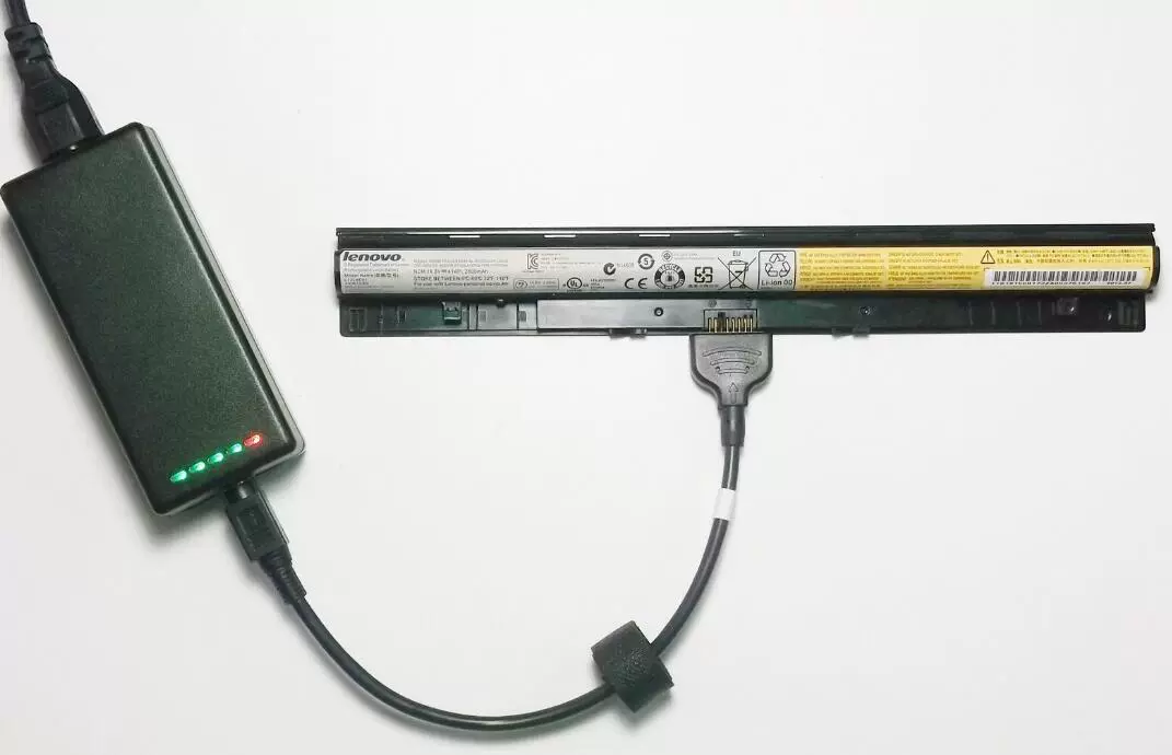 笔记本电脑充电口进去了怎么办_笔记本电池充不进电_笔记本电池充放